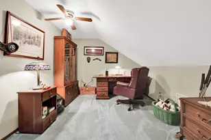 N22W22227 Meadowood Ct, Pewaukee, WI 53186 - Photo 28