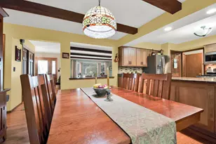 N22W22227 Meadowood Ct, Pewaukee, WI 53186 - Photo 16