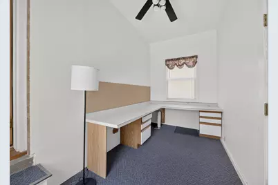 215 N 11th St, Oostburg, WI 53070 - Photo 10