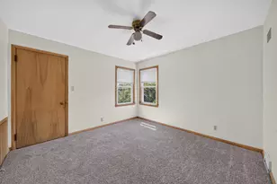 215 N 11th St, Oostburg, WI 53070 - Photo 8
