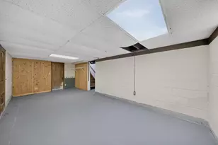 215 N 11th St, Oostburg, WI 53070 - Photo 18