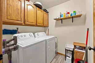 126 Menominee Dr, Sheboygan Falls, WI 53085 - Photo 16