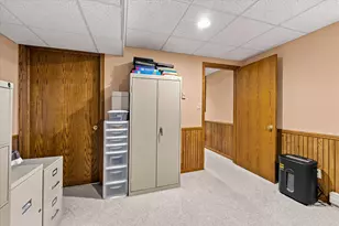 126 Menominee Dr, Sheboygan Falls, WI 53085 - Photo 32