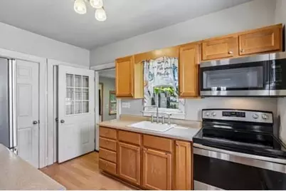 7631 W Center St, Milwaukee, WI 53222 - Photo 2