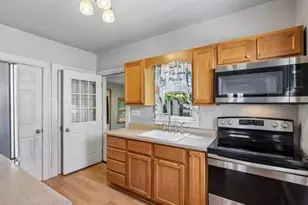 7631 W Center St, Milwaukee, WI 53222 - Photo 2