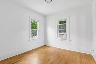 2129 E Holt Ave, Milwaukee, WI 53207 - Photo 16