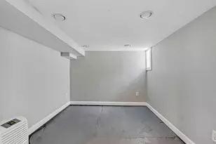 2129 E Holt Ave, Milwaukee, WI 53207 - Photo 38