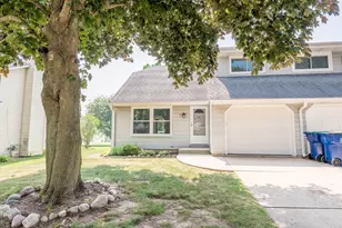 507 Maple St, Grafton, WI 53024 - Photo 2