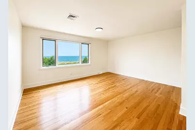 7515 N Beach Dr, Fox Point, WI 53217 - Photo 38