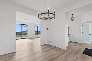 805 Viewpoint Ave, Waukesha, WI 53188 - Photo 12