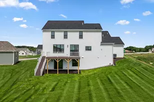805 Viewpoint Ave, Waukesha, WI 53188 - Photo 32