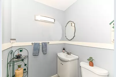 9028 N 70th St #5, Milwaukee, WI 53223 - Photo 12