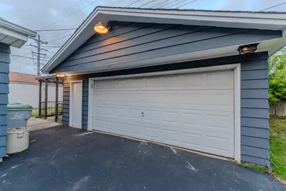 3716 N 77th St, Milwaukee, WI 53222 - Photo 20