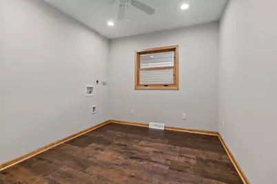 4450  Hearthside Dr, New Berlin, WI 53151 - Photo 28