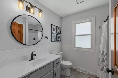 143  Harrison Ave, Waukesha, WI 53186 - Photo 8