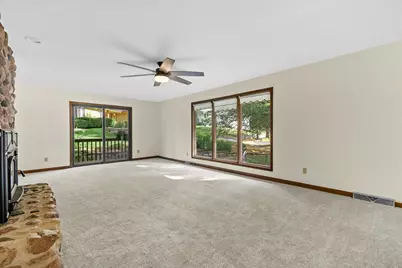 2905  Cody Ct, Waukesha, WI 53188 - Photo 24