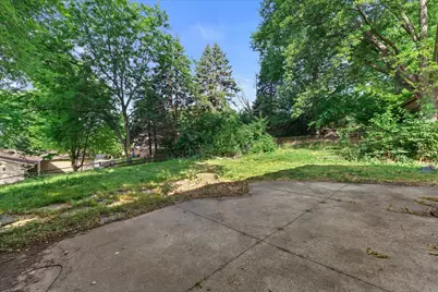 2905  Cody Ct, Waukesha, WI 53188 - Photo 6