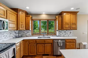 N2244 Nicole Ct, Vandenbroek, WI 54130 - Photo 10