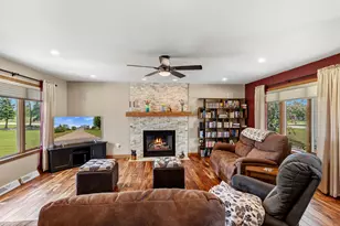 N2244 Nicole Ct, Vandenbroek, WI 54130 - Photo 6