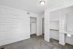 W272N2593 Apple Tree Ln, Pewaukee, WI 53072 - Photo 18
