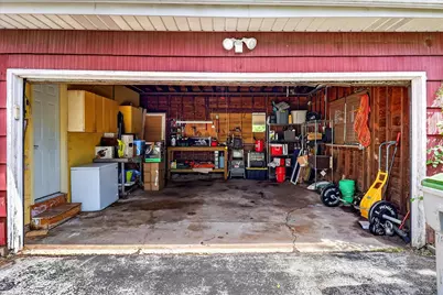 7820 W Bradley Rd, Milwaukee, WI 53223 - Photo 20