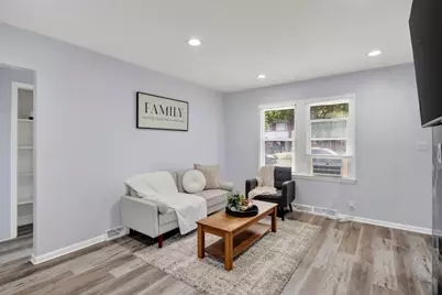 5469 N 58th St, Milwaukee, WI 53218 - Photo 10