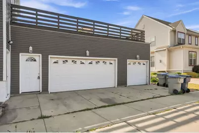 600 W Garfield Ave #602, Milwaukee, WI 53212 - Photo 2