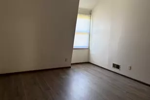 8842 N 95th St, Milwaukee, WI 53224 - Photo 10