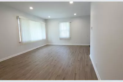 10325 W Sheridan Ave, Milwaukee, WI 53225 - Photo 2