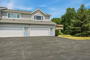 10050 W Whitnall Edge Dr, Franklin, WI 53132 - Photo 26