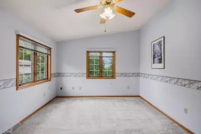 10050 W Whitnall Edge Dr #A, Franklin, WI 53132 - Photo 20