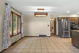 S76W31156 Century Dr, Mukwonago, WI 53149 - Photo 6