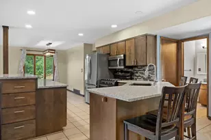 S76W31156 Century Dr, Mukwonago, WI 53149 - Photo 12