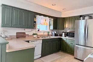 8301 W Nash St, Milwaukee, WI 53222 - Photo 14