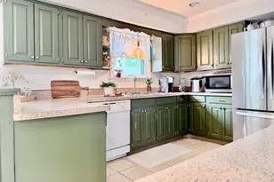 8301 W Nash St, Milwaukee, WI 53222 - Photo 12