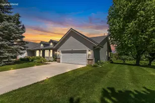 2924 Valley Ave, West Bend, WI 53095 - Photo 34