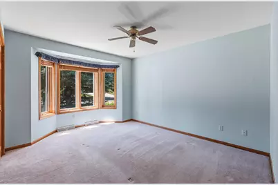 2924  Valley Ave, West Bend, WI 53095 - Photo 20