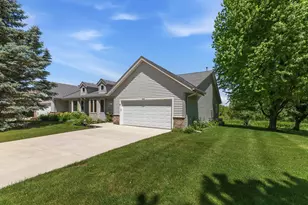 2924 Valley Ave, West Bend, WI 53095 - Photo 2