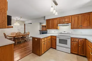 2924 Valley Ave, West Bend, WI 53095 - Photo 4