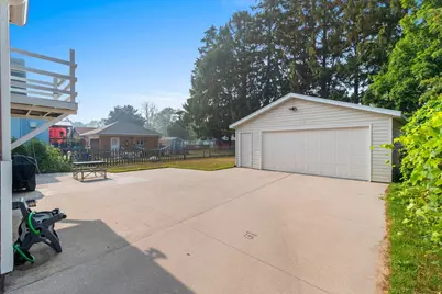 1710  24th St, Two Rivers, WI 54241 - Photo 10