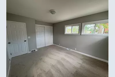 3618 E Martin Ave, Cudahy, WI 53110 - Photo 6
