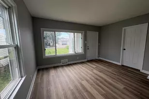 3618 E Martin Ave, Cudahy, WI 53110 - Photo 2