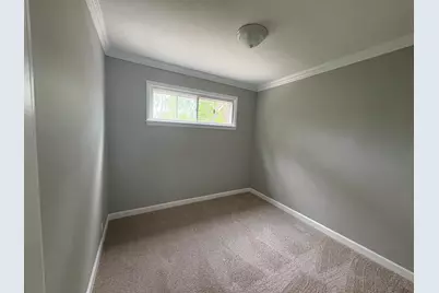 3618 E Martin Ave, Cudahy, WI 53110 - Photo 8