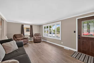 2519  34 St, Kenosha, WI 53140 - Photo 2