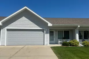 418 Novak St, Hartford, WI 53027 - Photo 1