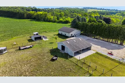 1918  County Highway H -, Farmington, WI 53040 - Photo 18