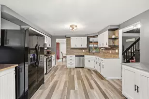 423 Bron Derw Ct, Wales, WI 53183 - Photo 14