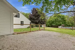 423 Bron Derw Ct, Wales, WI 53183 - Photo 36
