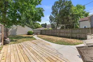 2222 S Allis St, Milwaukee, WI 53207 - Photo 30