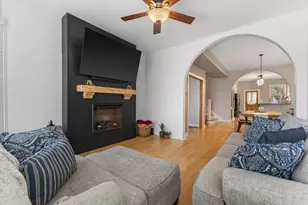 2222 S Allis St, Milwaukee, WI 53207 - Photo 4